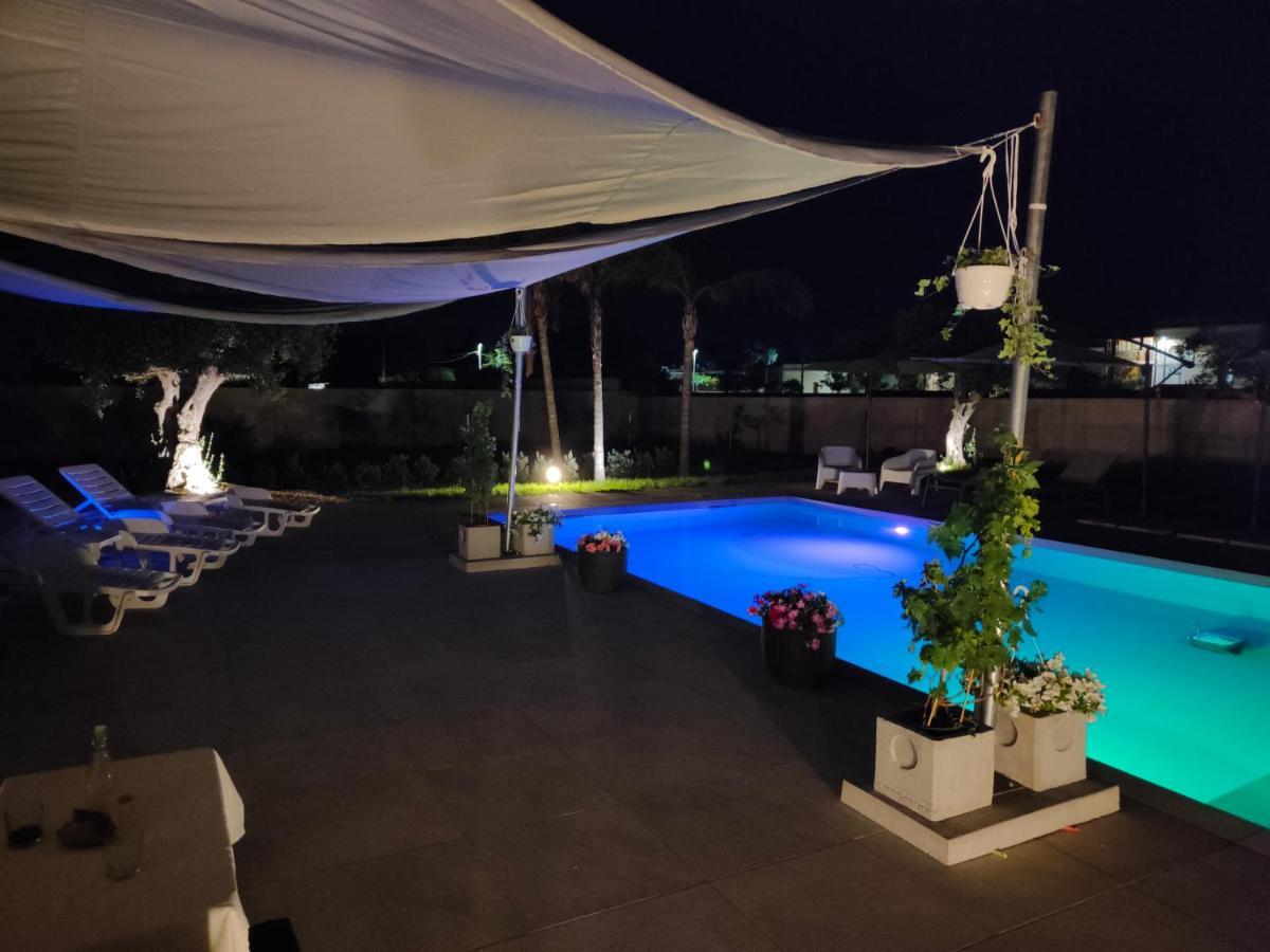 Suite12 Marsala Luaran gambar